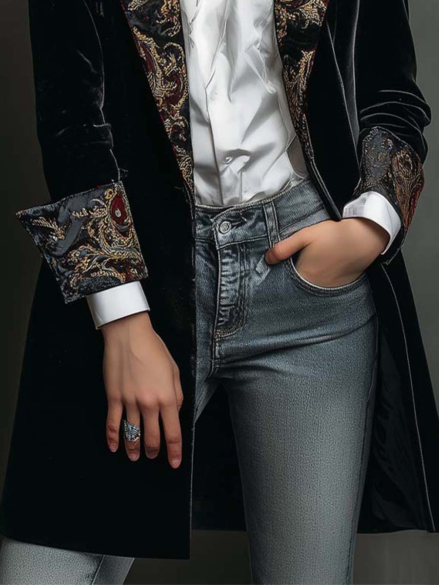 Valeria | Blazer entallado negro con detalles barrocos